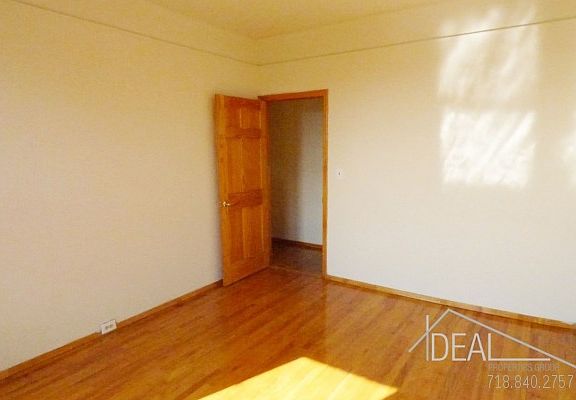 3rd image of 261 14th St #5