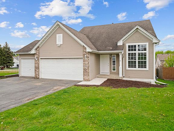 2nd image of 3095 Bauer Dr