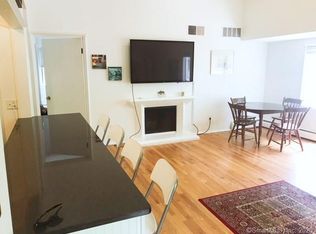 9 Talcott Ridge Rd UNIT B2, Farmington, CT 06032