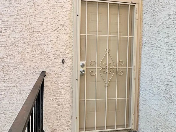 4211 E Palm Ln Unit 202, Phoenix, AZ 85008