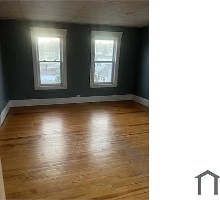 3 bed, 3417 sqft, $2,000 — Photo 2
