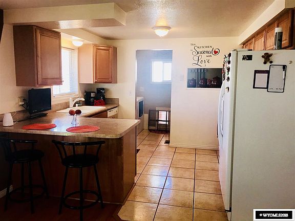 3rd image of 3535 Madison Dr