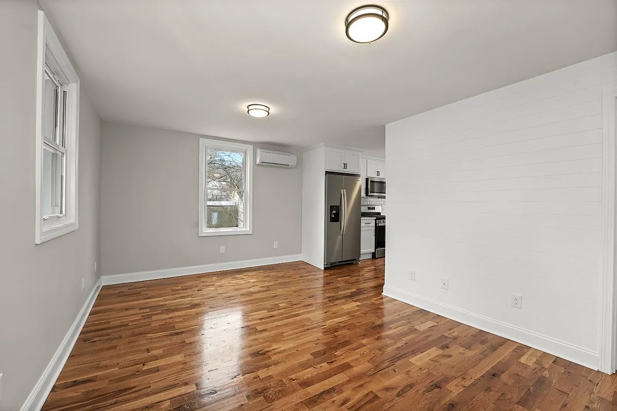 Unit Photo - 49 Long Hill Ave #B