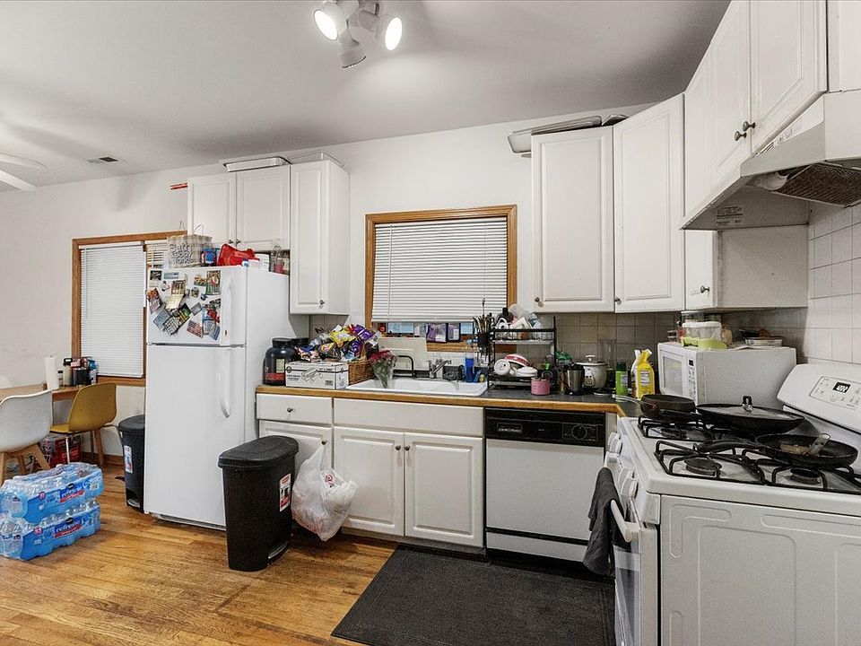 1st image of 1432 W Cortez St #1