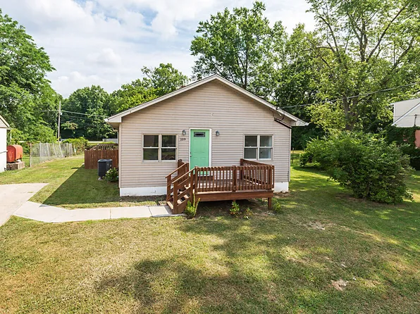 109 E 1st St, Silver Grove, KY 41085