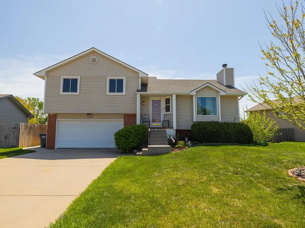 7609 E Winterberry St, Wichita, KS 67226