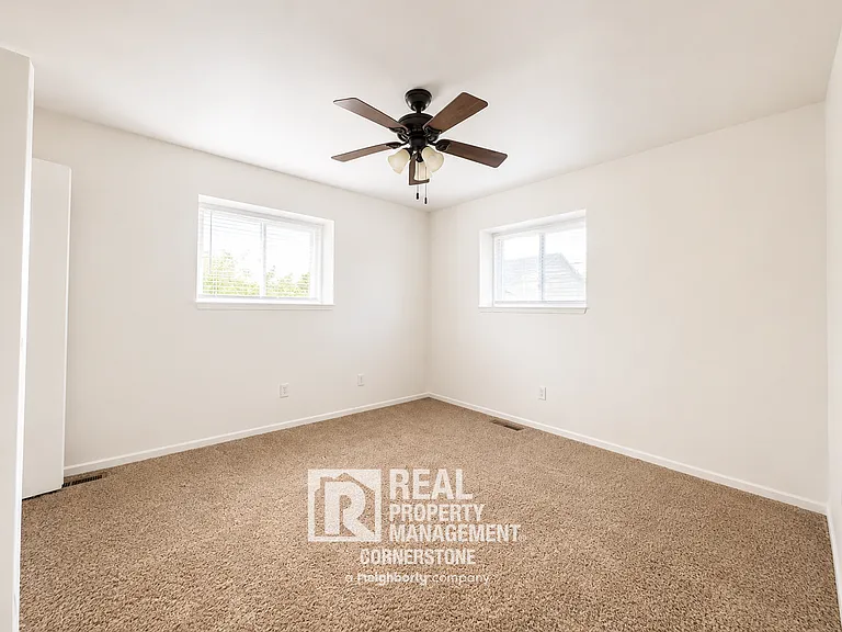 5735 E G Ave #6 — Photo 10