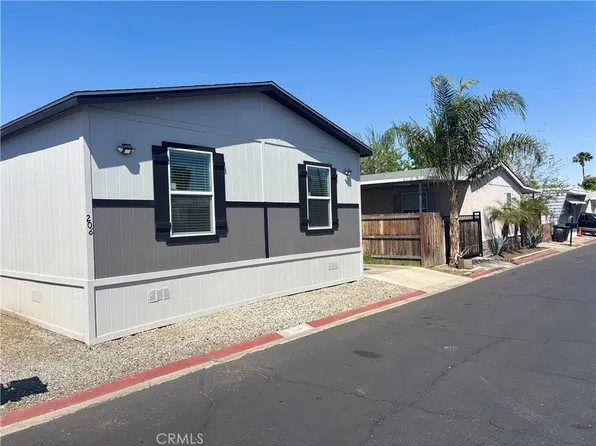 1097 N State St Space 206, Hemet, CA 92543