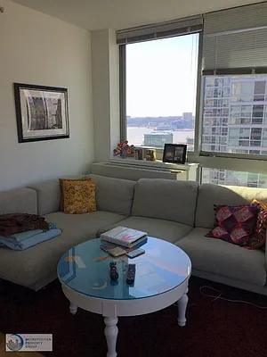 Rented by Metropolitan Property Group | media 7