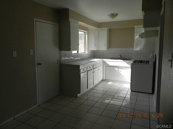 3rd image of 12927 Navajo Ln