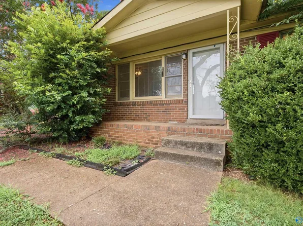 4502 Raton Blvd NW, Huntsville, AL 35810