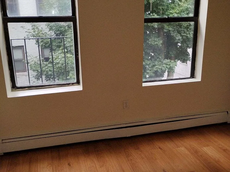 59 S Huntington Ave #5 — Photo 3