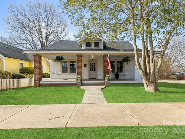 239 Euclid Ave, Statesville, NC 28677