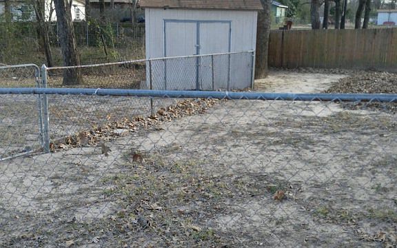 4th image of 130 Forest Ln