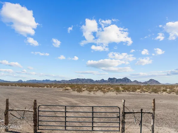 39003 AVENUE 41 EAST -- E #-, Salome, AZ 85348