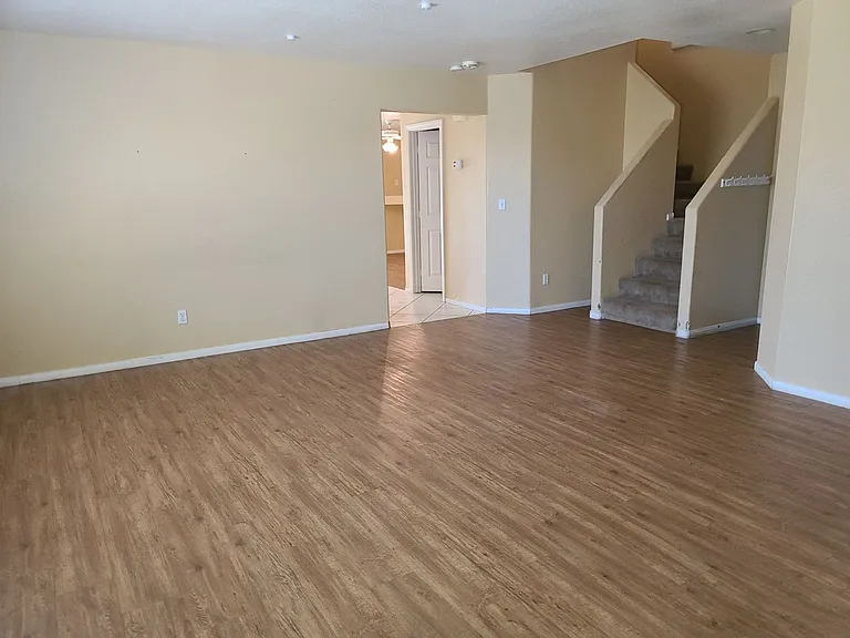 10221 Abano Ct — Photo 12