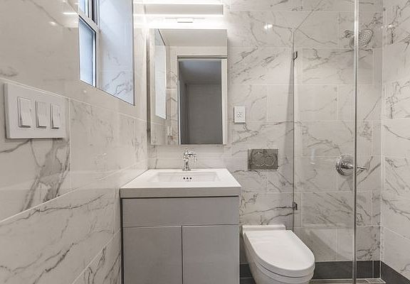 4th image of 366 Montgomery St #43
