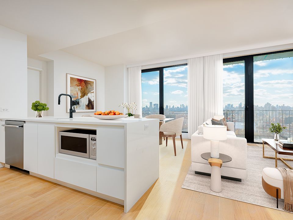 1st image of 224 W 124th St #1653