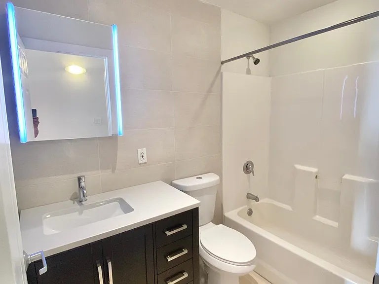 266 S 23rd St #8A — Photo 18