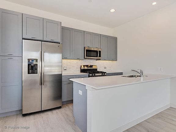 2nd image of 7352 W Grand Ave Unit 3W