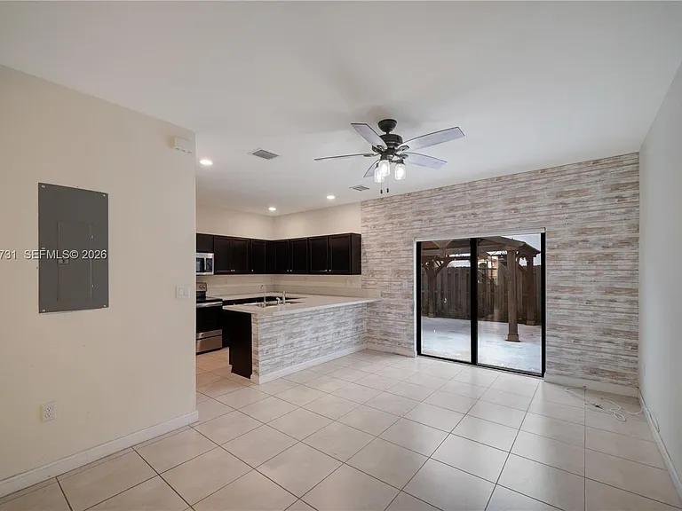 11508 SW 248th Ln #11508 — Photo 9