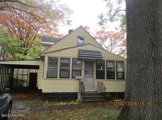 2109 Manz St, Muskegon Heights, MI 49444