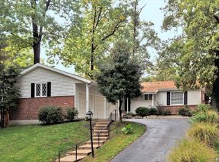 1093 Glenway Dr, Saint Louis, MO