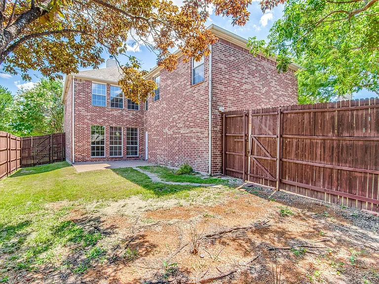 15704 Grove Crest Dr — Photo 24
