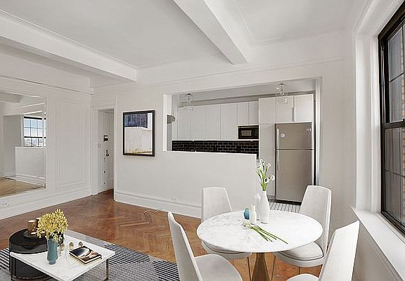4th image of 90 8th Ave APT 10C