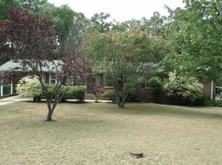 215 Fairfield Dr, Mauldin, SC 29662