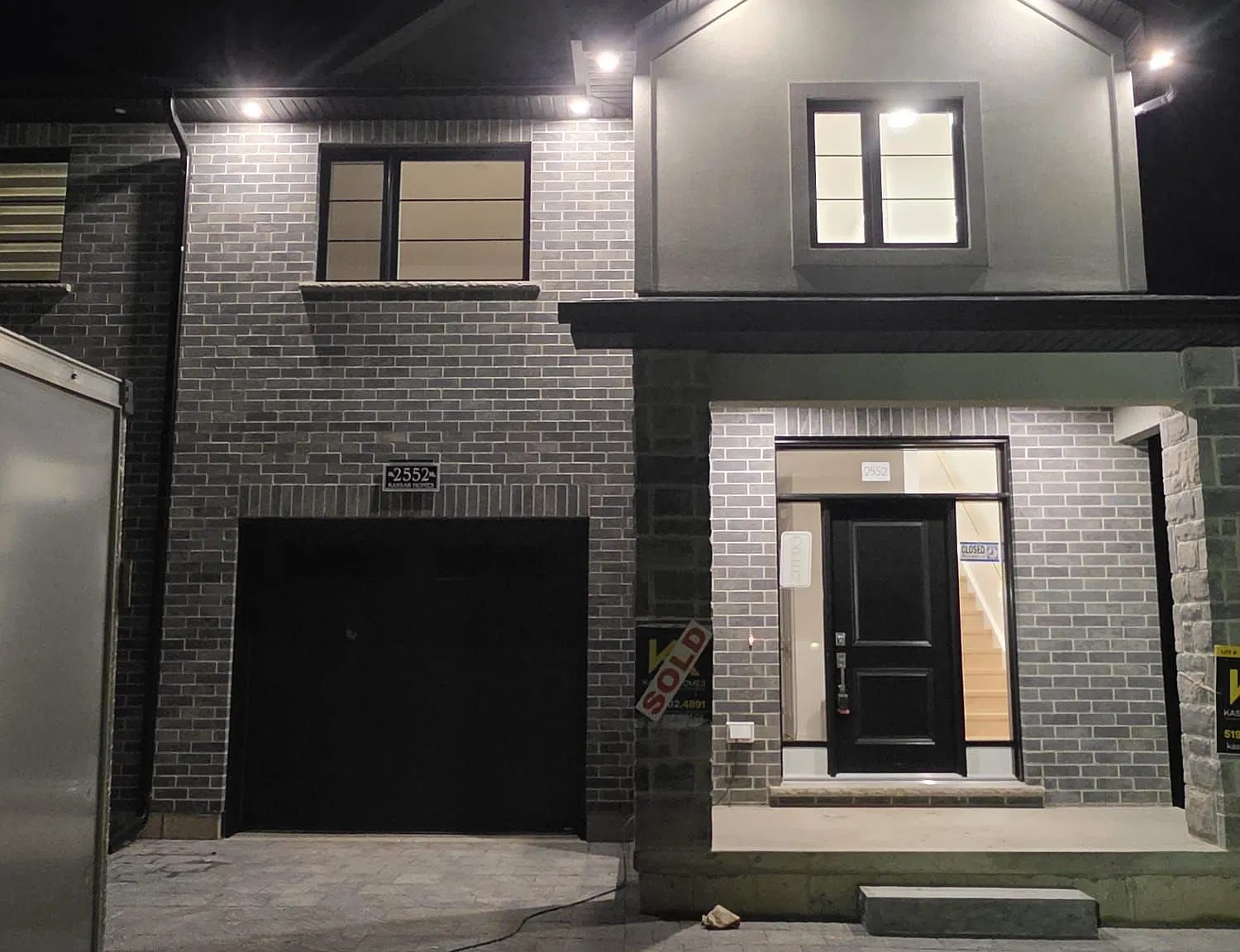 3 bed, $2,700 — Photo 1