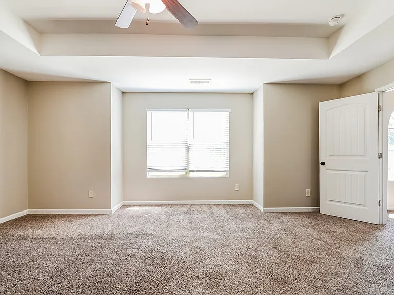 2127 Juniper Ives Ct — Photo 9