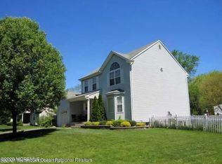 200 Iris Dr, Neptune, NJ