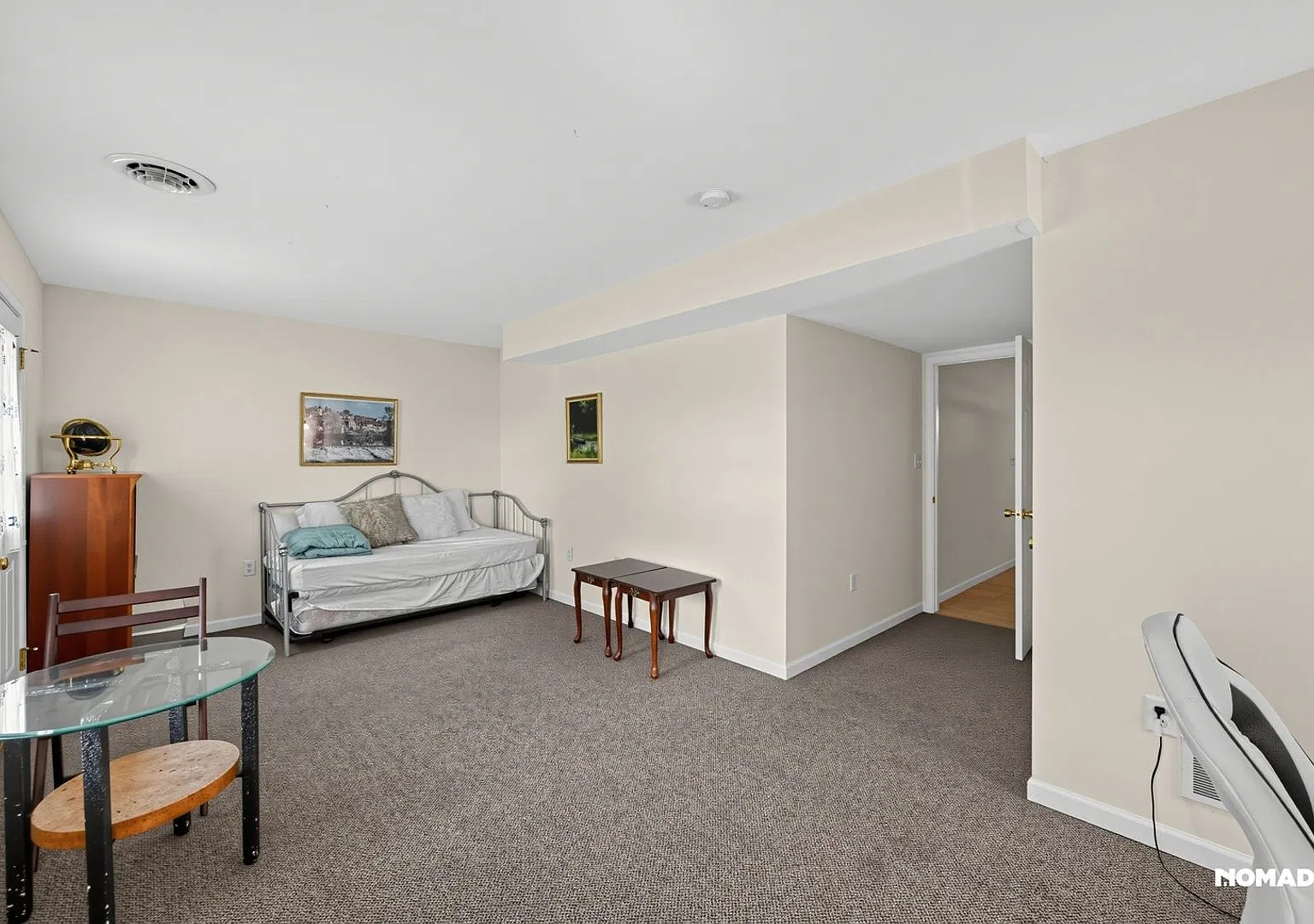 Charming 3BR House in Carlisle — Photo 3