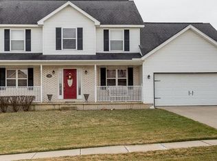 502 Red Maple Dr, Tecumseh, MI 49286