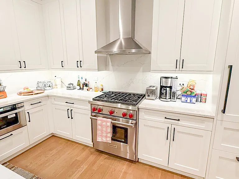 2244 N Kenmore Ave #2S — Photo 4