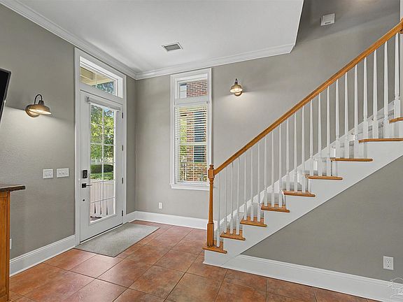 5th image of 144 Cevallos St