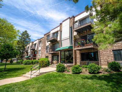1473 N Winslowe Dr APT 301, Palatine, IL, 60074