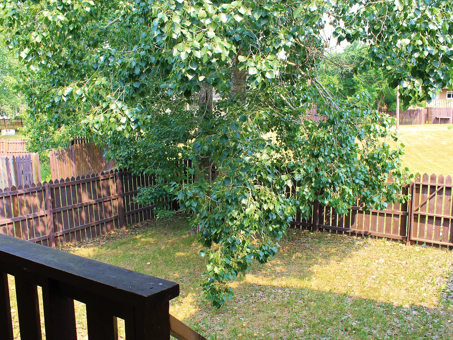 Loran Townhomes — Photo 2