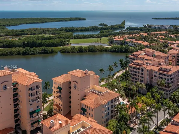 13637 Deering Bay Dr Penthouse 261, Coral Gables, FL 33158