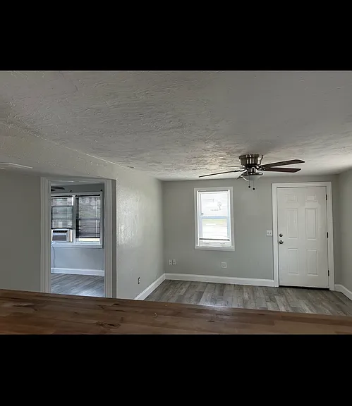138 Botefuhr Ave — Photo 4