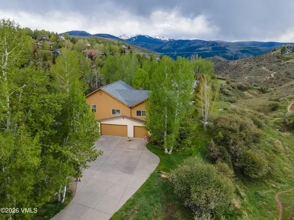2485 Old Trail Rd APT B, Avon, CO 81620
