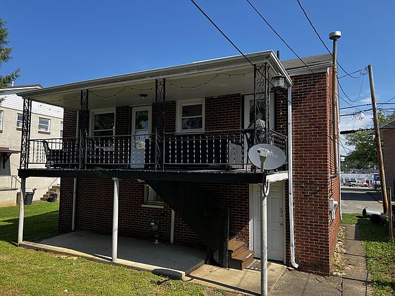 3rd image of 1236 1/2 Grosscup Ave