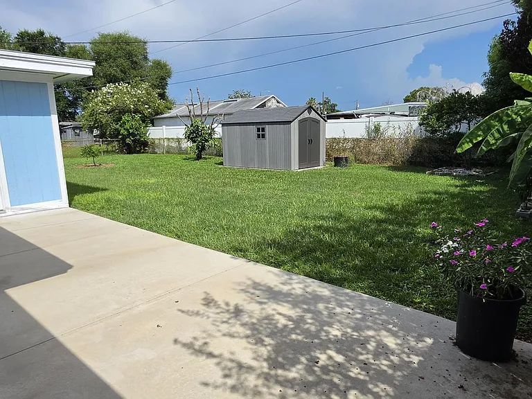 1531 Egan Dr — Photo 12
