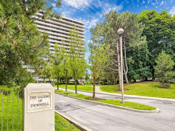 8111 Yonge St #1809, Markham, ON L3T 4V9