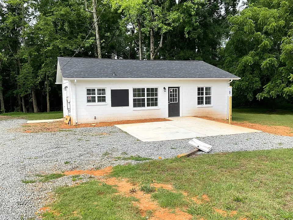 5479 W State Highway 27