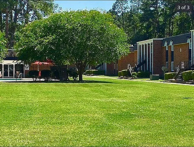 Courtyards on Park — Photo 29