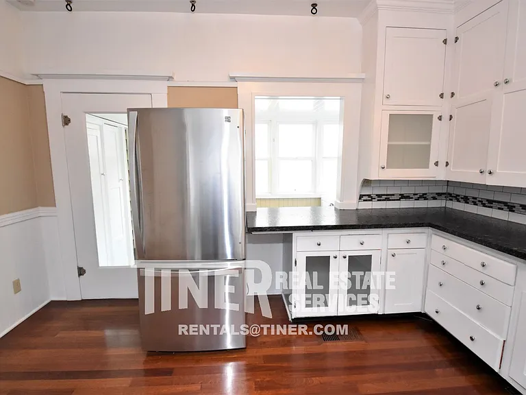 2804 F St — Photo 39