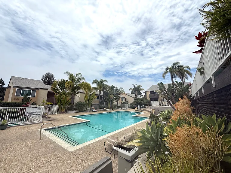 8581 Villa La Jolla Dr #A — Photo 4