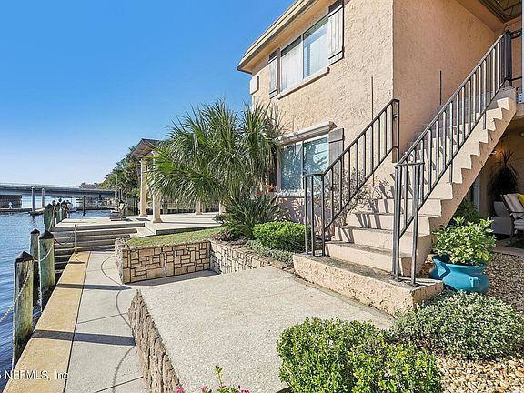 3rd image of 5375 ORTEGA FARMS Boulevard #109